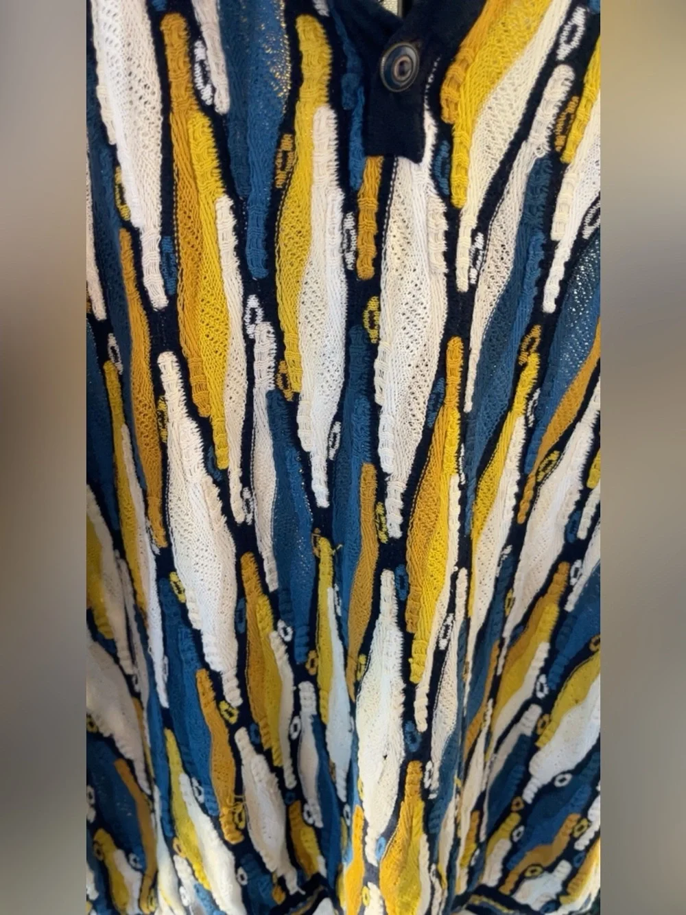 Rare Vintage Coogie sweater top